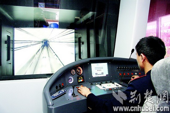 武汉铁路司机学校探访:地铁司机这样炼成(图)-