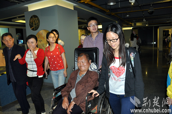 武汉新闻 荆楚网消息(通讯员路雨晨,张凤华,张静"原来长江隧道是