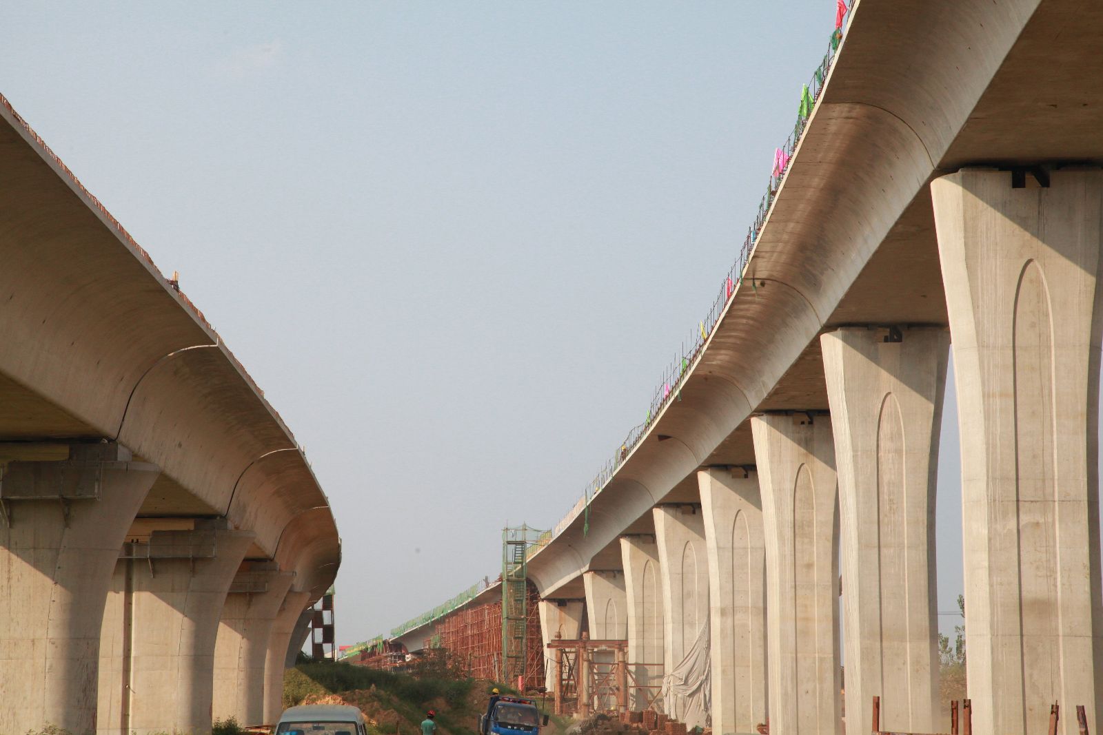 武汉地铁机场线高架特大桥合龙