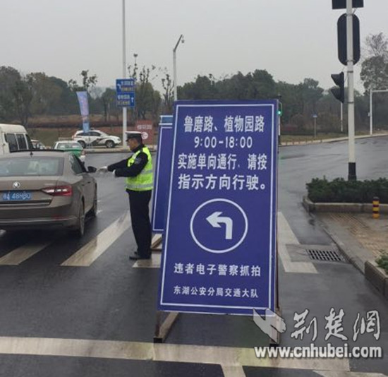 节假日,周末每日9:00—18:00鲁磨路,植物园路采取顺时针单向通行