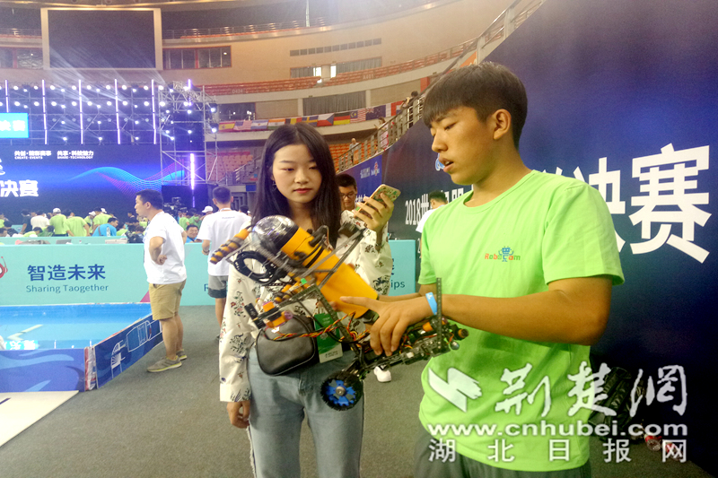 C:\Users\C1748\Desktop\242289979628884030 - 副本_副本.jpg