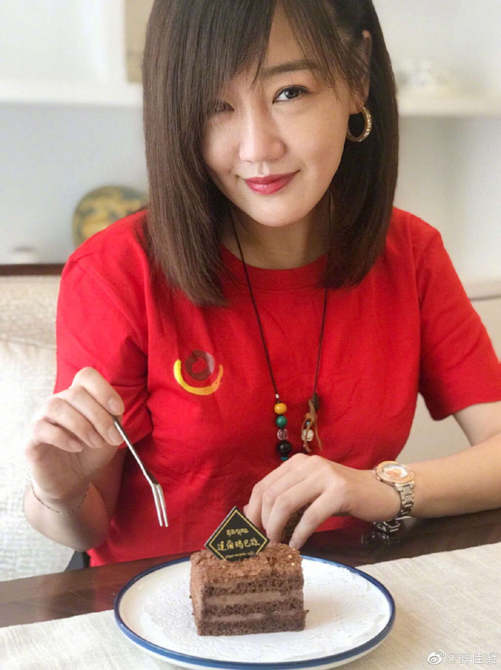 胡歌前女友薛佳凝近照曝光 40岁仍如少女