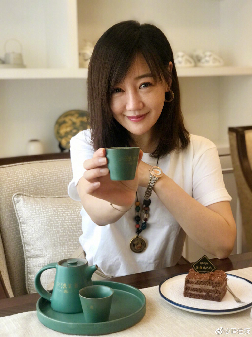 胡歌前女友薛佳凝近照曝光 40岁仍如少女