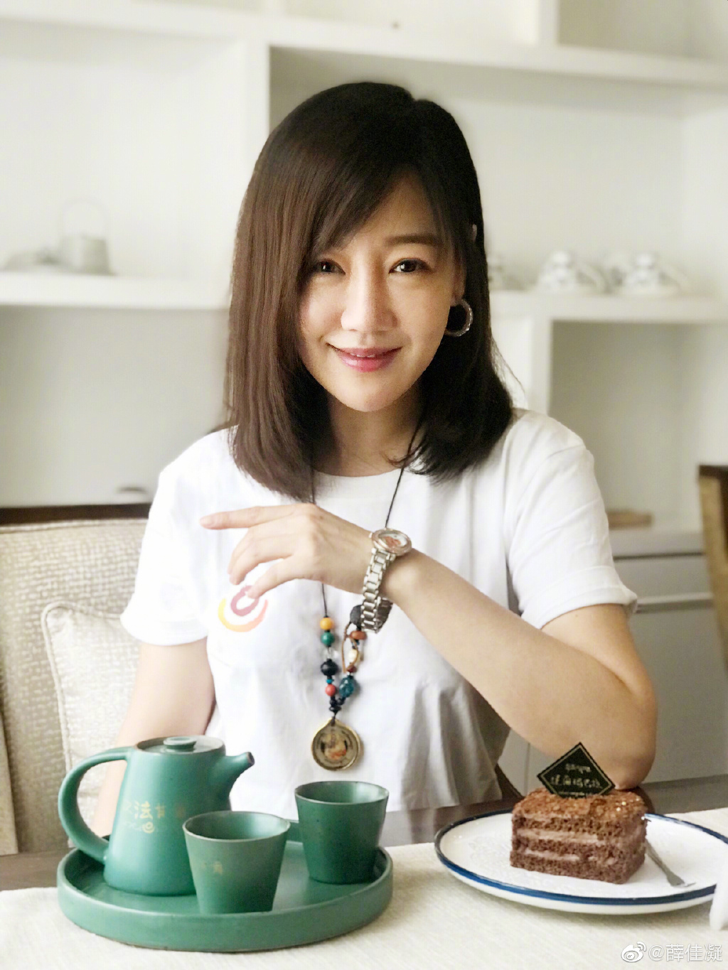 胡歌前女友薛佳凝近照曝光 40岁仍如少女