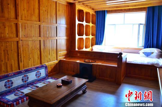 格日措是青海省海南藏族自治州共和县黑马河镇文巴村的一名普通牧民