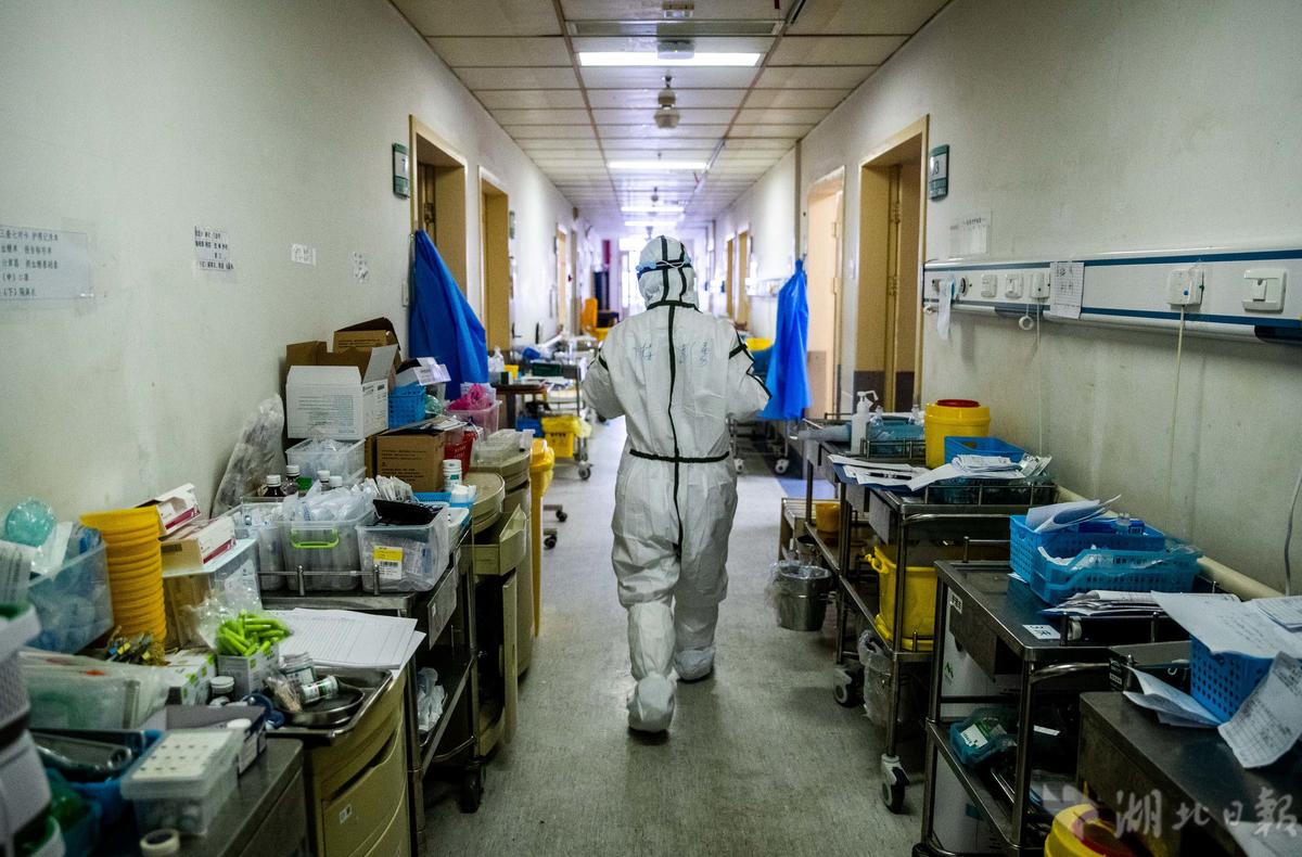 图集丨走近武汉抗疫一线医护人员