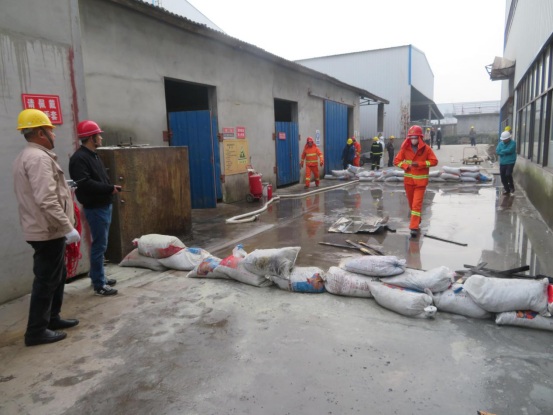 大冶市12家铝型材企业开展2020年度突发环境事件应急预案联合演练