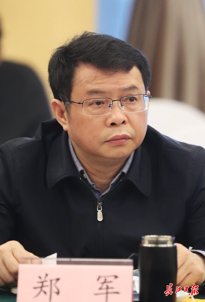 全国政协委员,湖北第二师范学院院长郑军:乡村建设走好两步棋