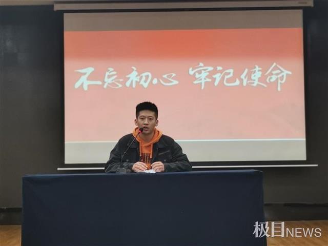 曾参加新中国成立70周年国庆阅兵,这位投笔从戎大三