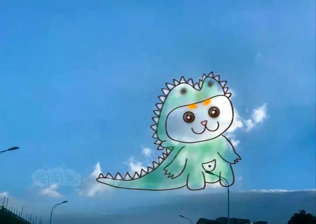 她坚持画云600天,治愈了很多人