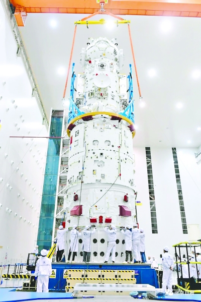 天和核心舱成功发射 中国航天太空安家