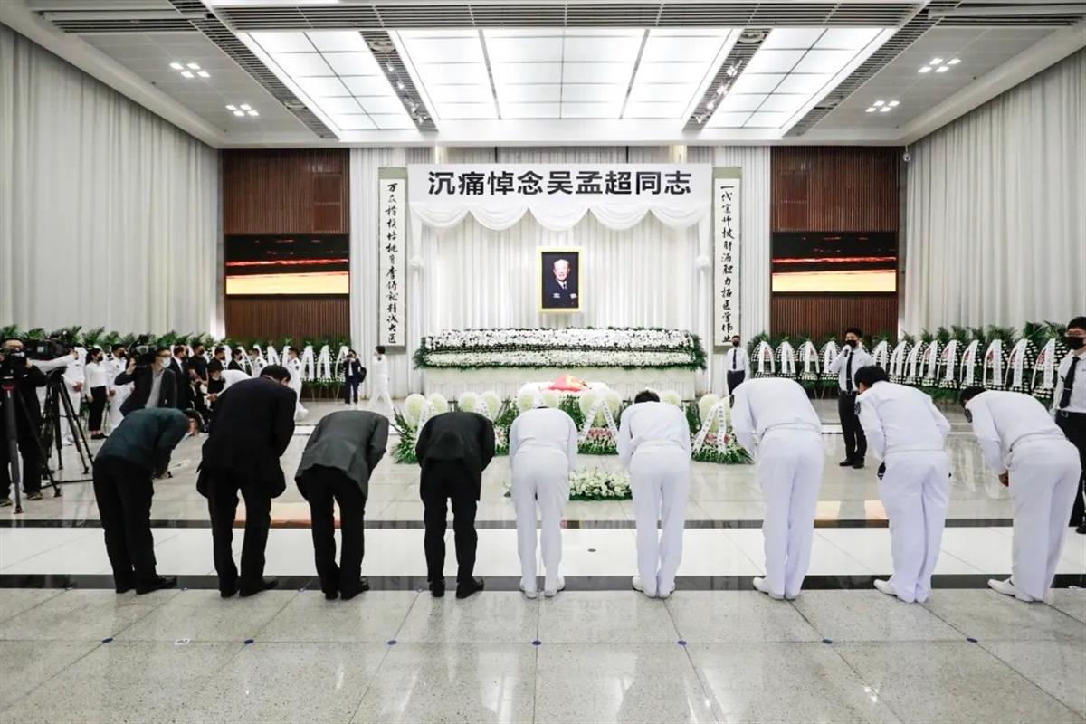 送别吴孟超院士:肝胆外科的拓荒人,留下拯救生命的医学绿洲