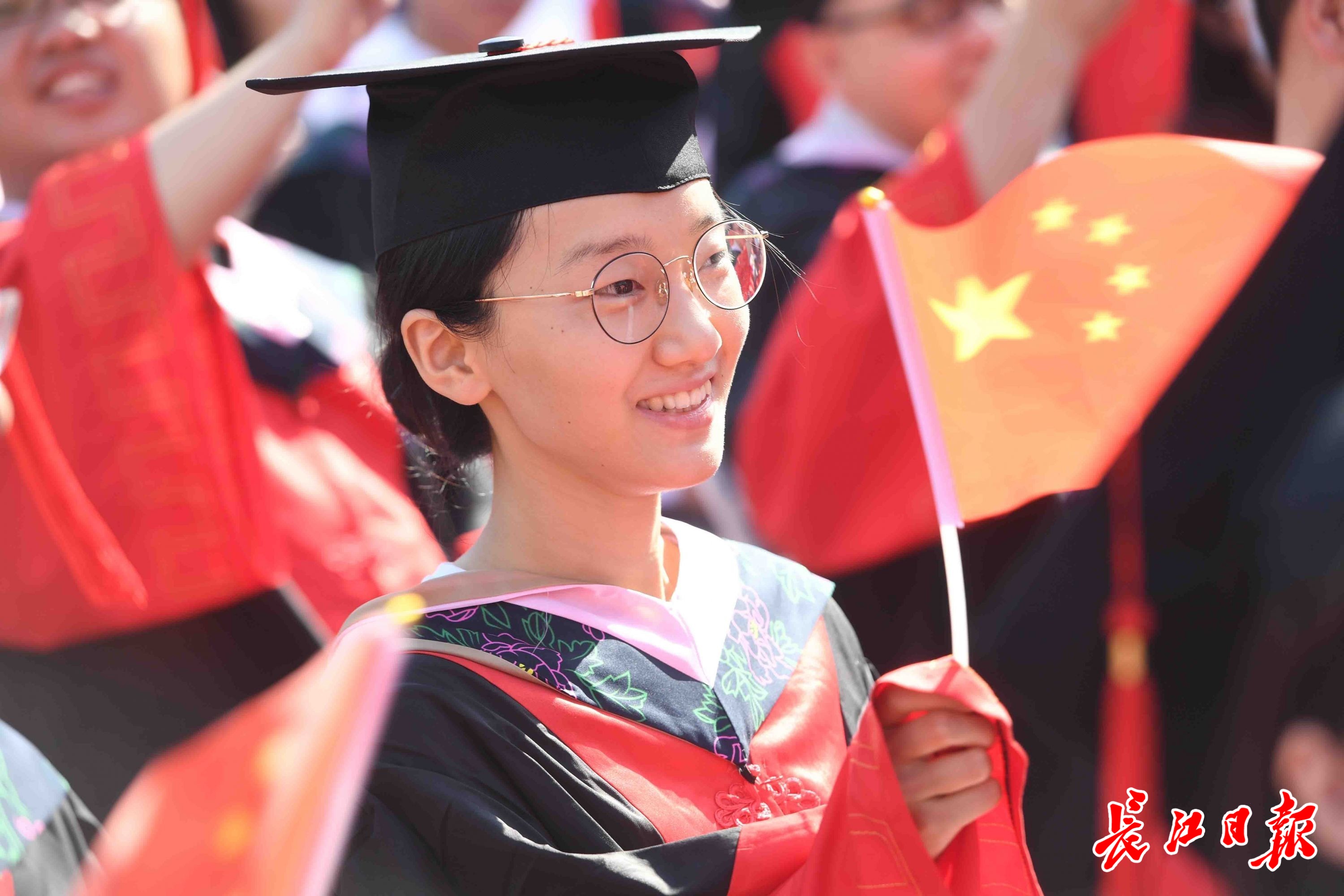 场面壮观!武大举行2021年毕业典礼