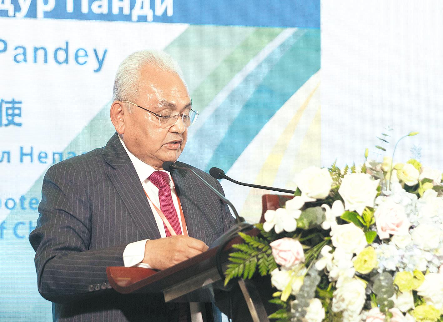 尼泊尔驻华大使马亨德拉·巴哈杜尔·潘迪发言.