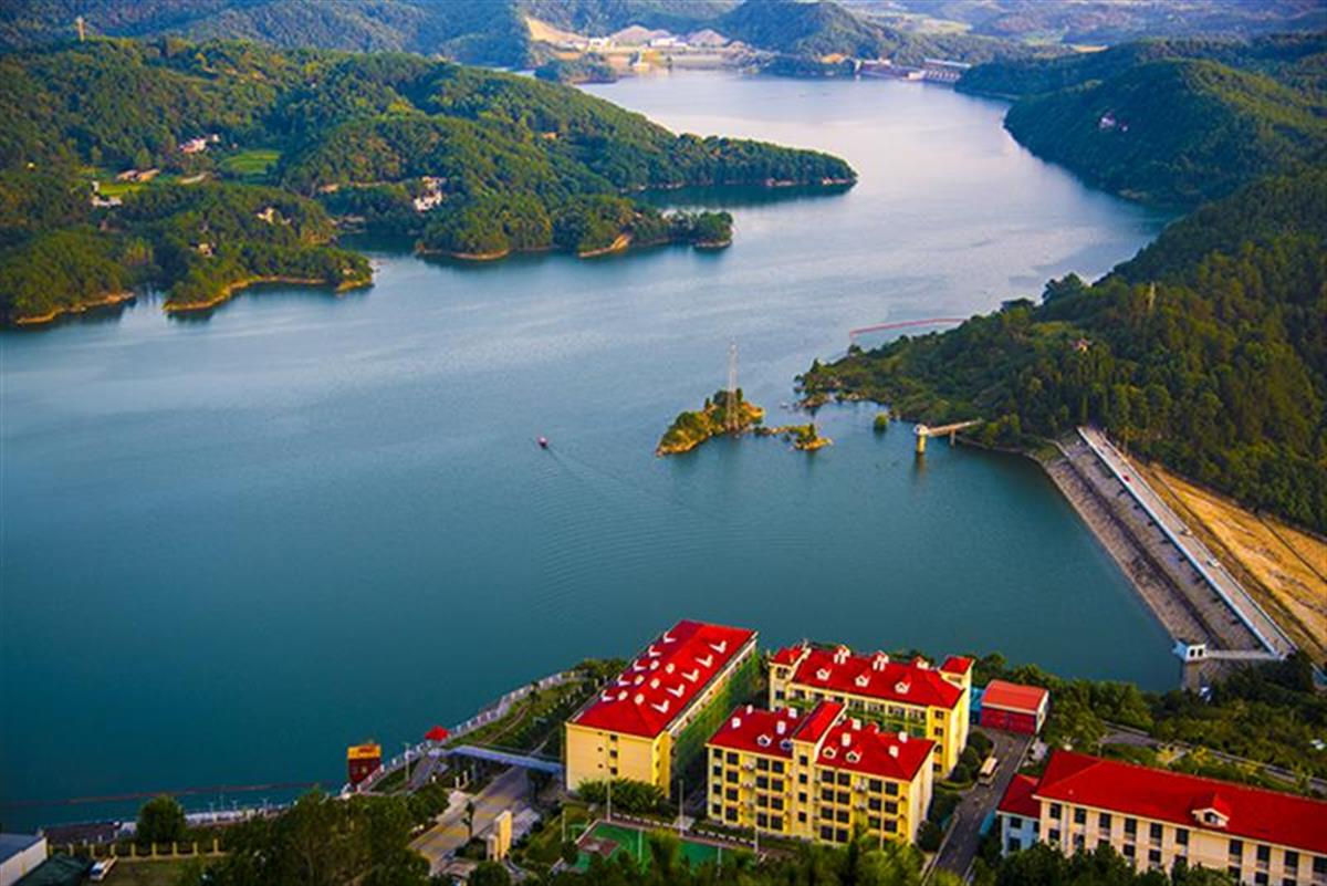 "鄂东明珠"恢复人放天养自然生态模式