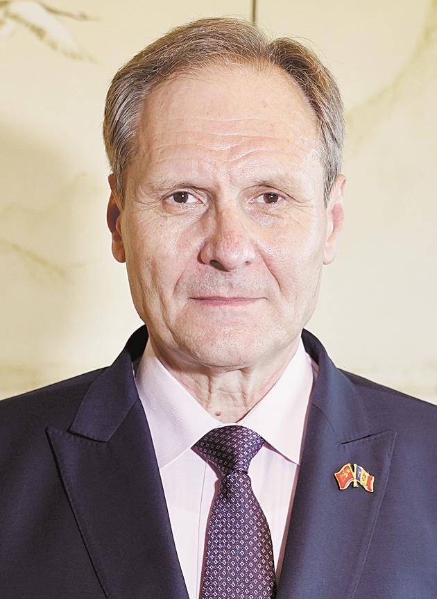 (湖北日报全媒记者 王婧 摄)尼泊尔驻华大使马亨德拉·巴哈杜尔·潘迪