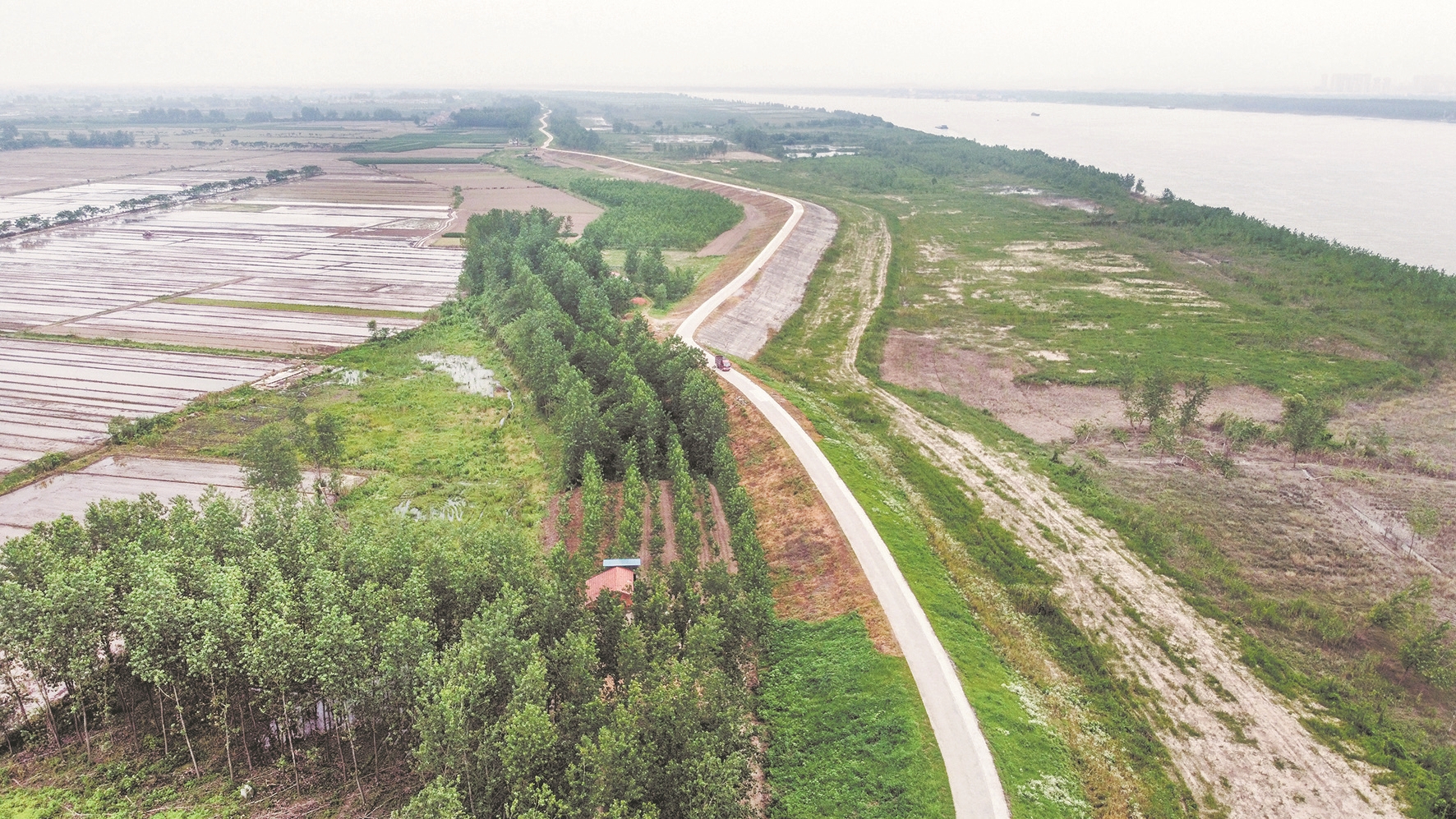 岳口汉江大堤图片