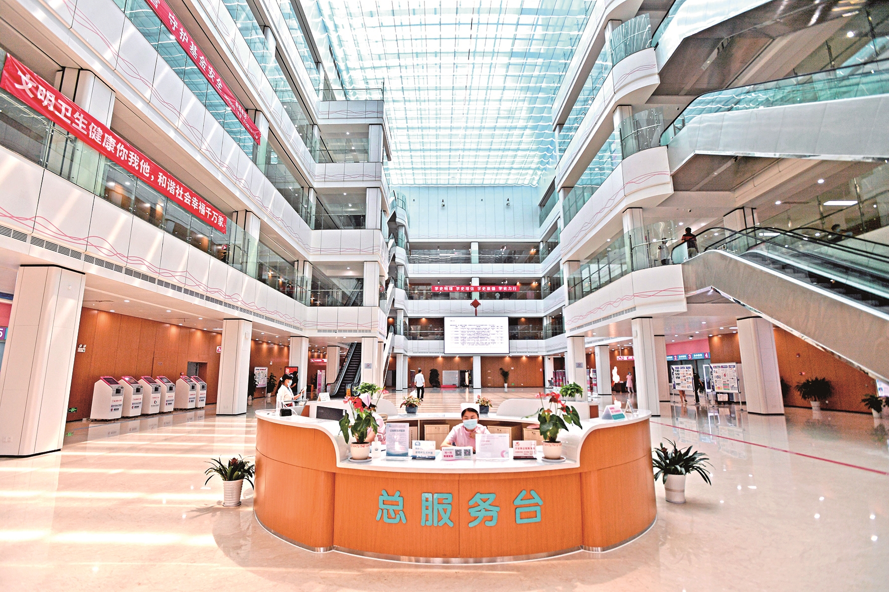 光谷迎来首个妇儿专科医院 省妇幼保健院光谷院区正式开诊