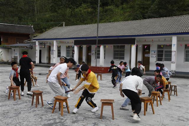 武昌首义学院首信守心实践队:支教15天为恩施山区孩子打开一扇窗