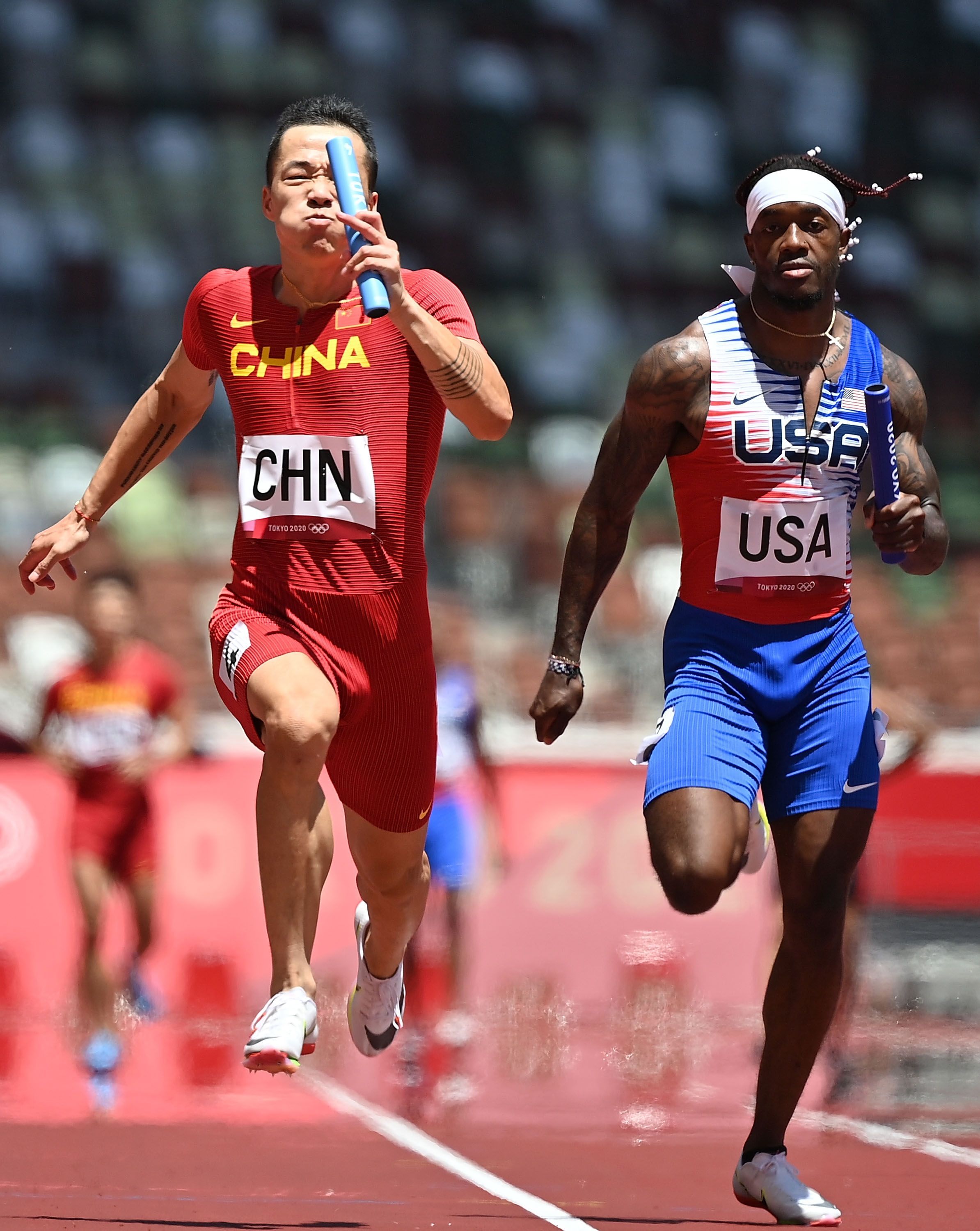 中国队晋级男子4×100米接力决赛,湖北小伙吴智强冲刺第四棒