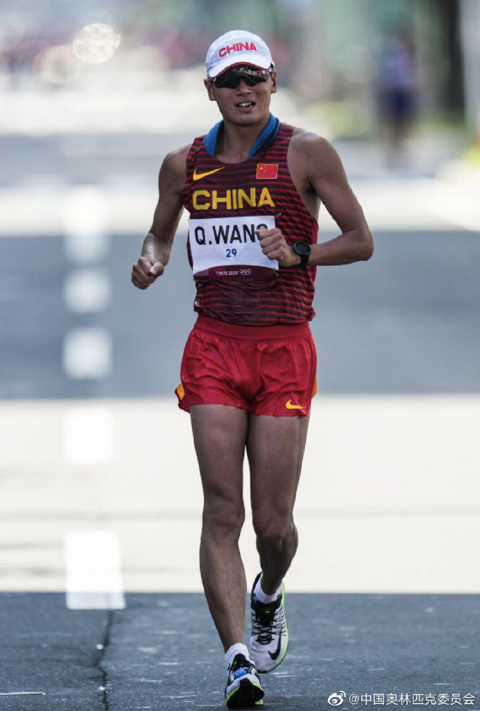 中国选手边通达获得田径男子50公里竞走第7名