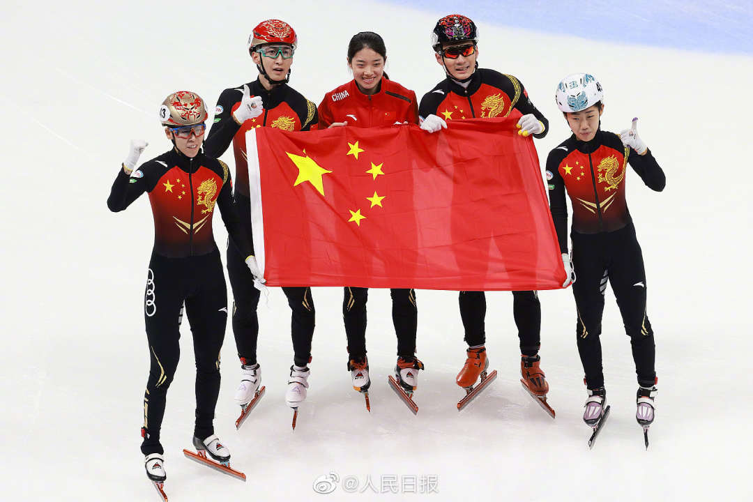2021-2022短道速滑世界杯北京站比赛,中国短道速滑队以2金1铜的成绩