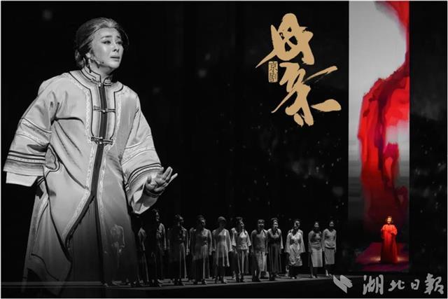 "让京剧更时尚好看"——访著名导演黄定山