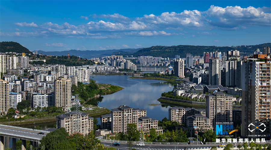 "飞阅"中国】冬日三峡库区现平湖景观 重庆万州喊你来"看海"