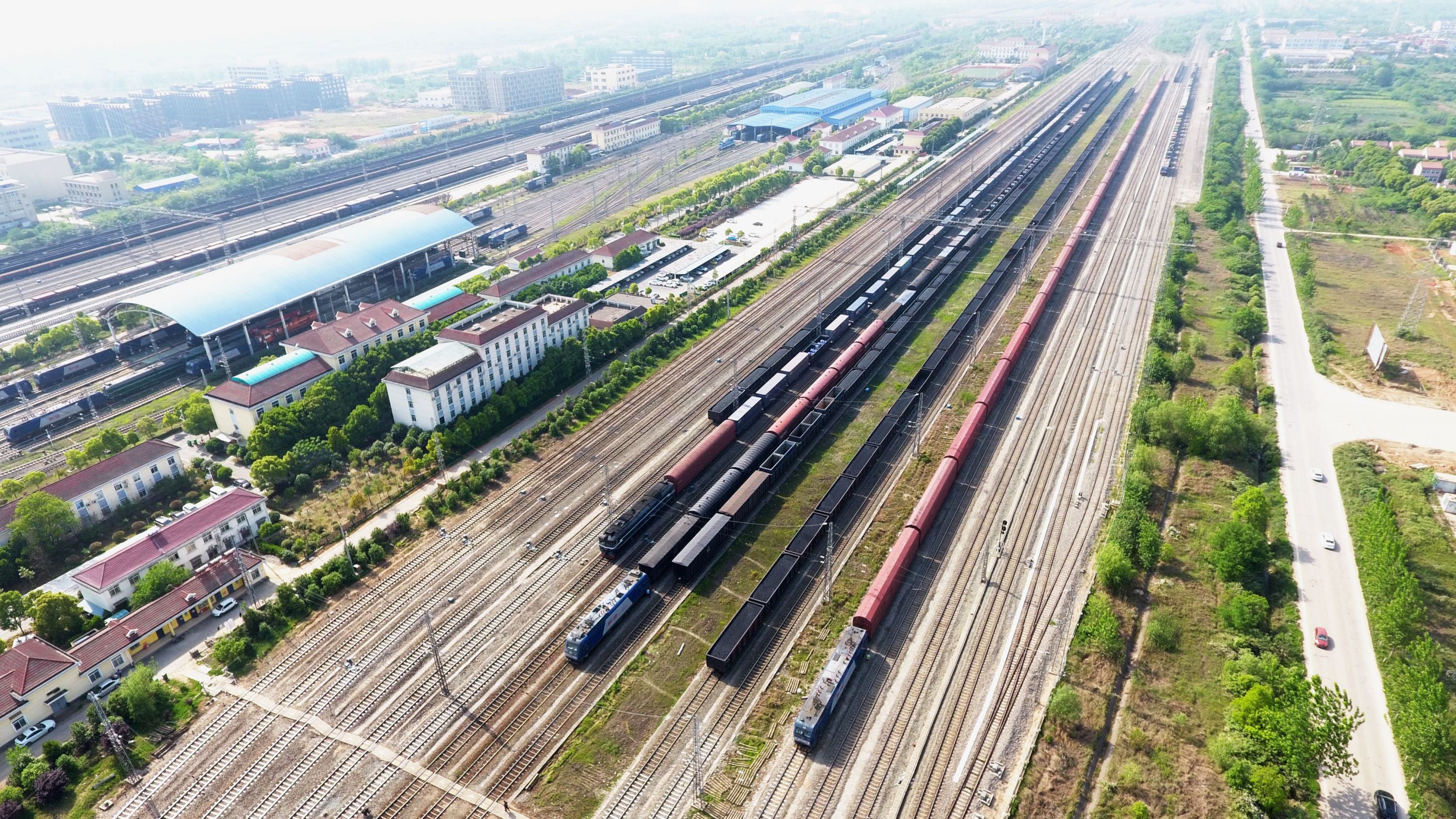 新高武汉北站日办理车25260辆