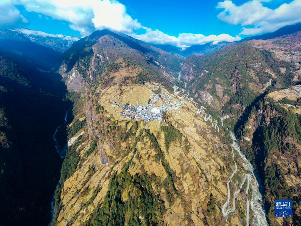 探訪夏爾巴人聚居地陳塘鎮