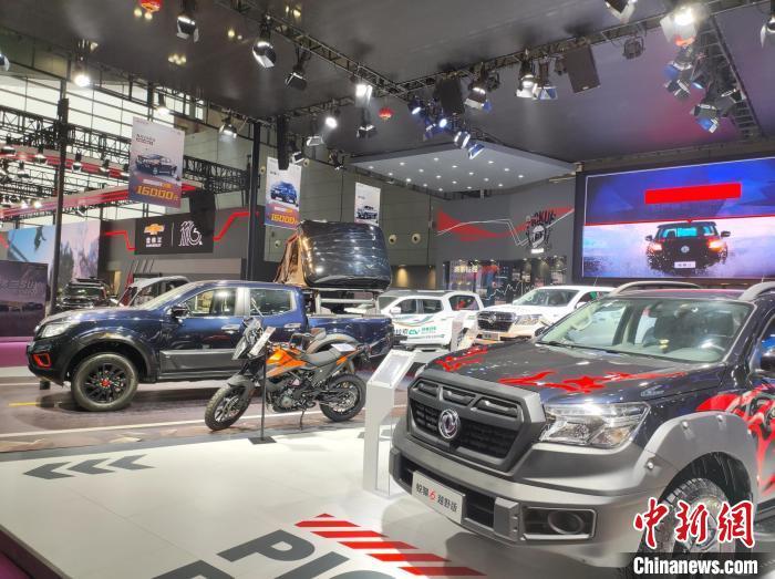 第十七届长沙国际车展开幕 全球80多个汽车品牌参展