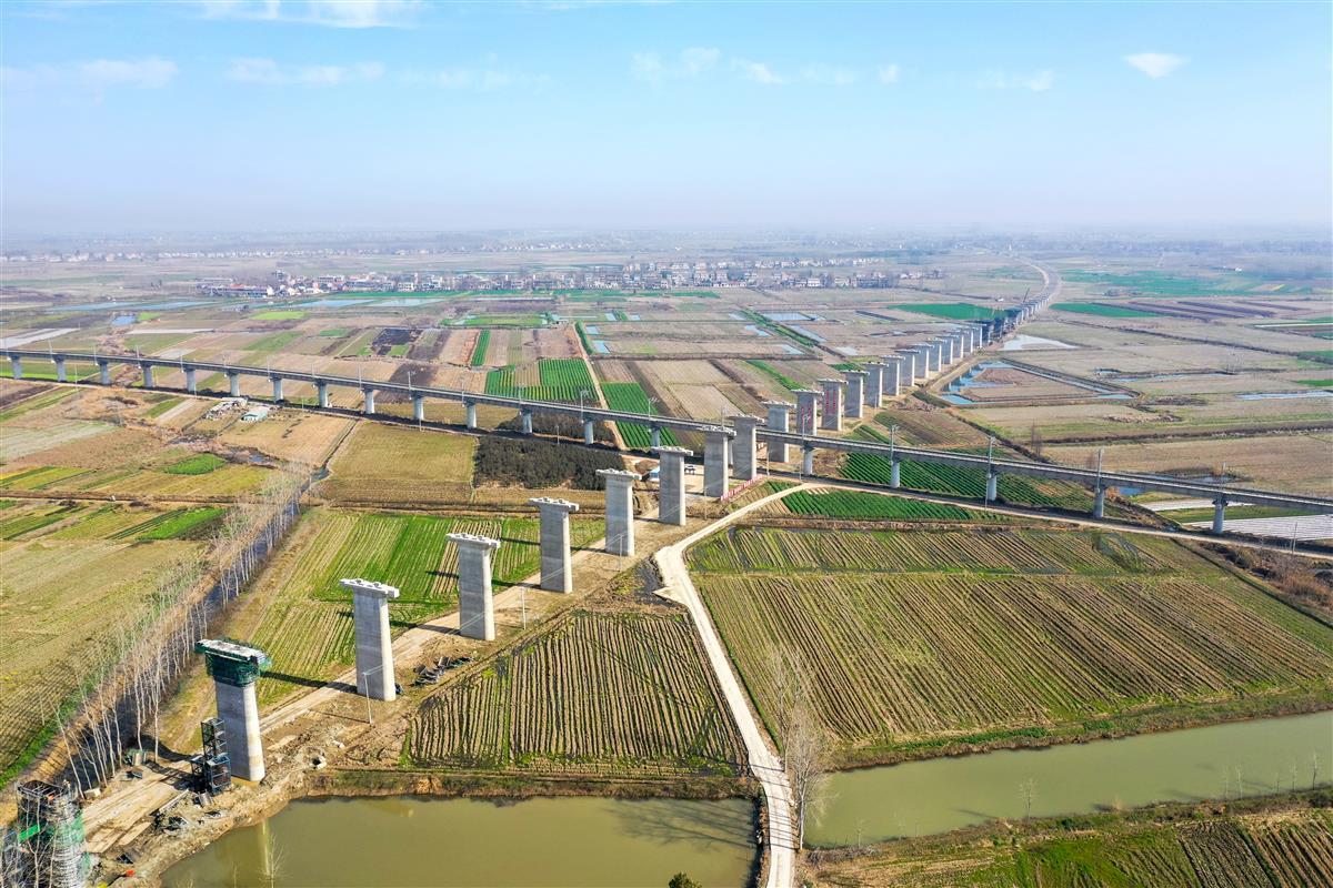 看看哪条高铁经过你家 湖北省17个铁路项目纳入全国交通规划 数量居