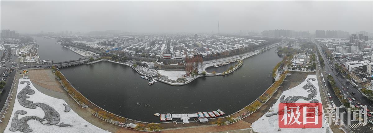 荆州迎今冬初雪古城内外银装素裹