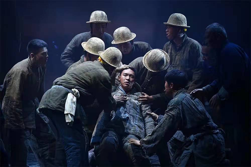 话剧太行23日武汉上演再现当代愚公移山