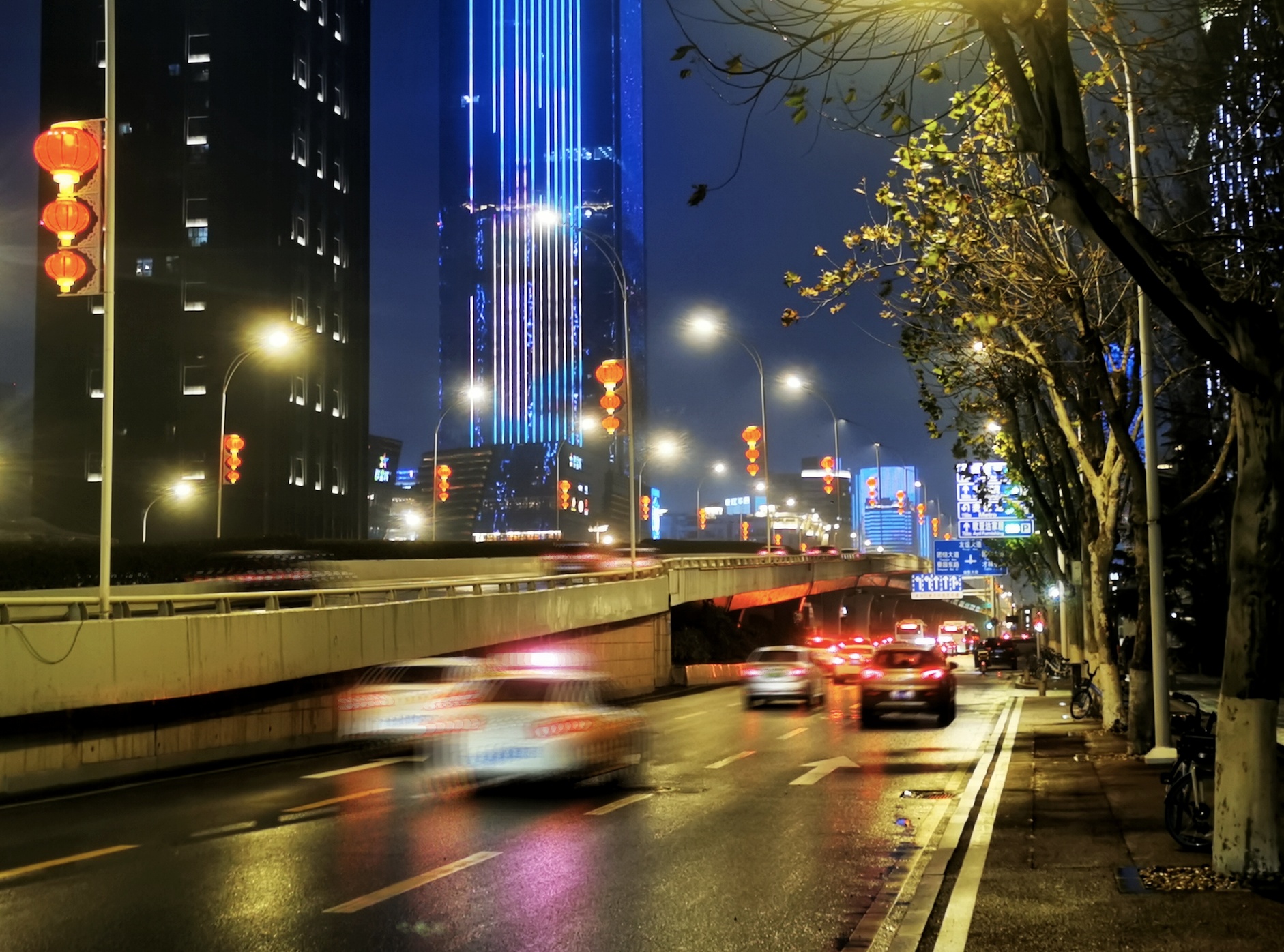 小巷夜景 真实图片