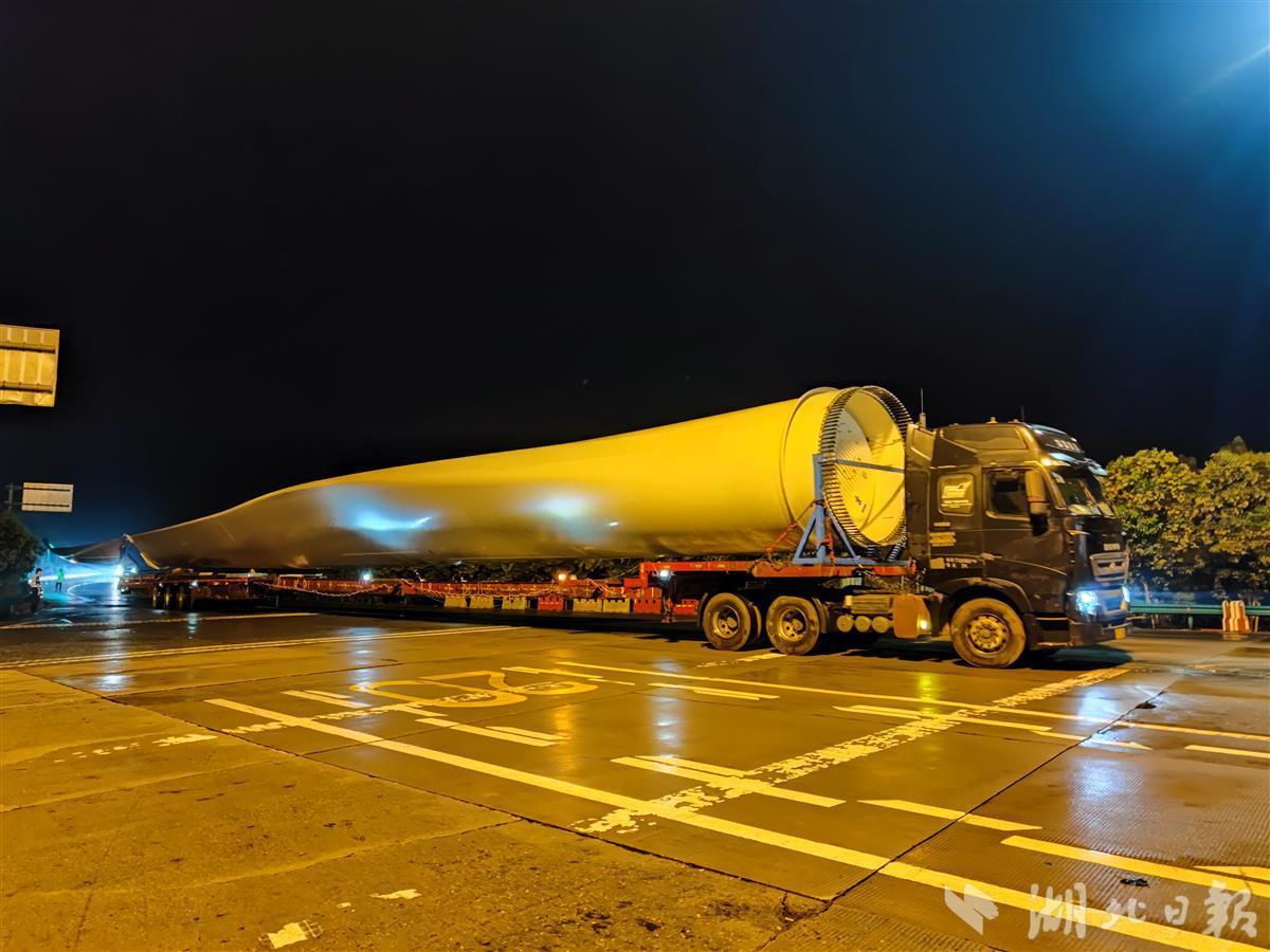 165万件我省高速大件运输审批同比增九成其中风电设施运输量大