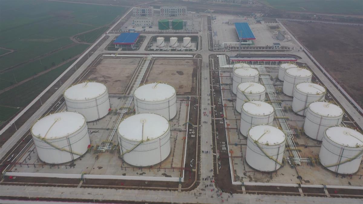 每小时输油量可加满4千辆车江汉平原最大油库启用