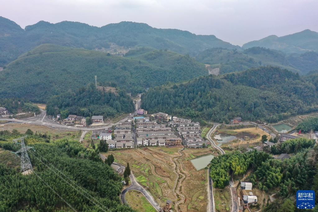 重慶梁平礦山變景區竹山成金山