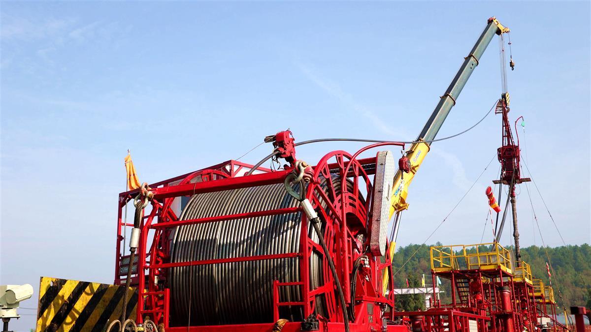 在鄂央企刷新国内纪录 连续油管钻深6811米-荆楚网-湖北日报网