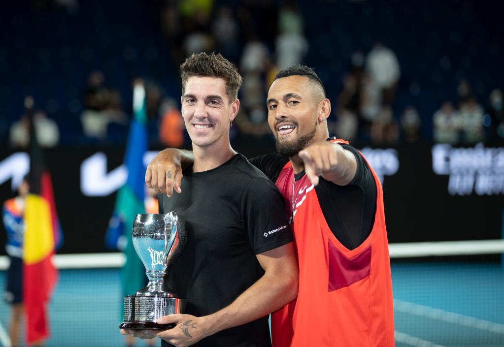 中,澳大利亚组合科基纳基斯/克耶高斯以2比0战胜同胞伊布登/珀塞尔