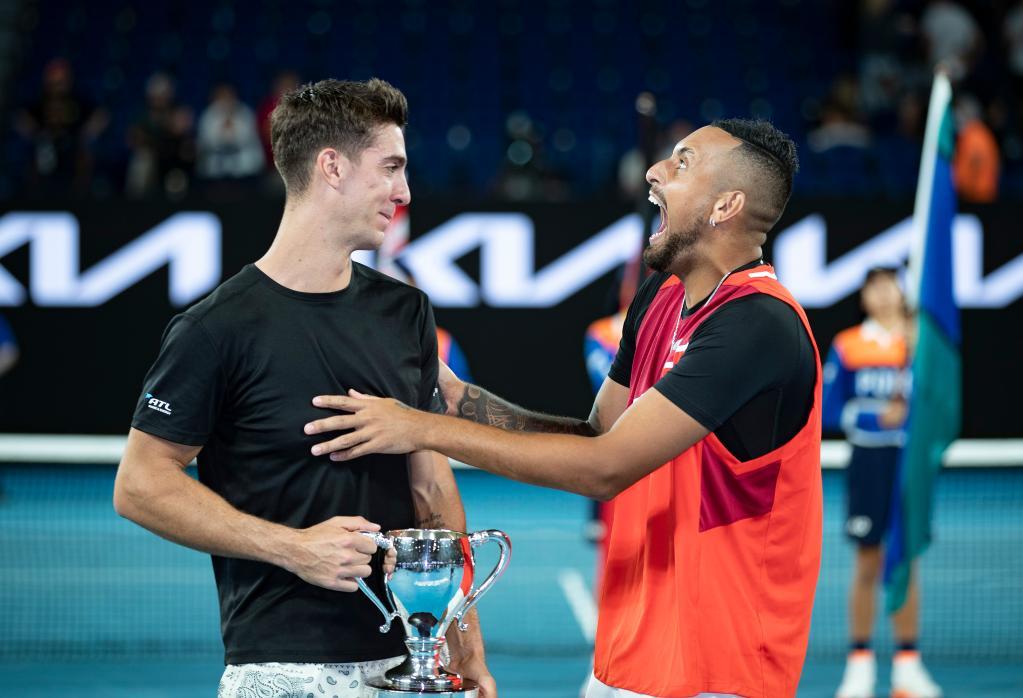 中,澳大利亚组合科基纳基斯/克耶高斯以2比0战胜同胞伊布登/珀塞尔