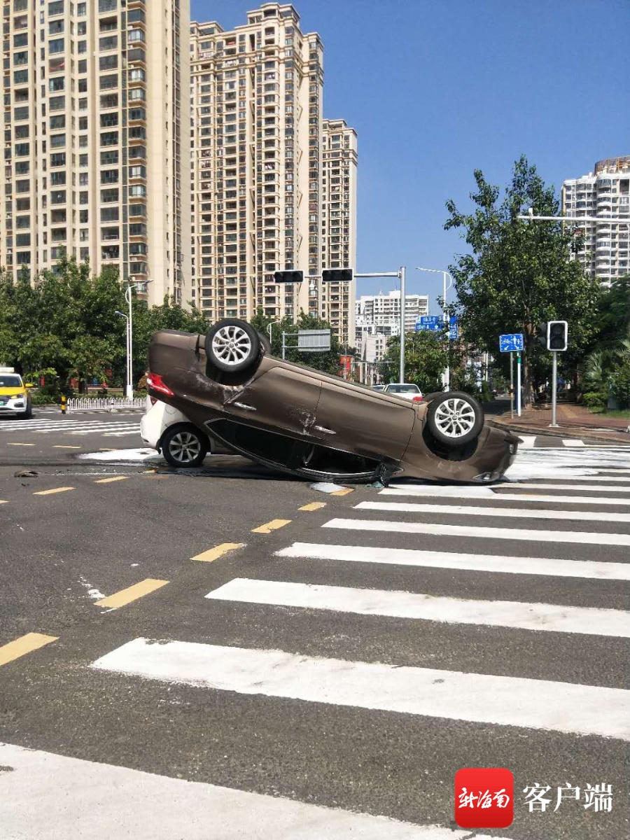 十字路口交通信号灯相关设备设施尚未完善,未达到开通红绿灯的条件