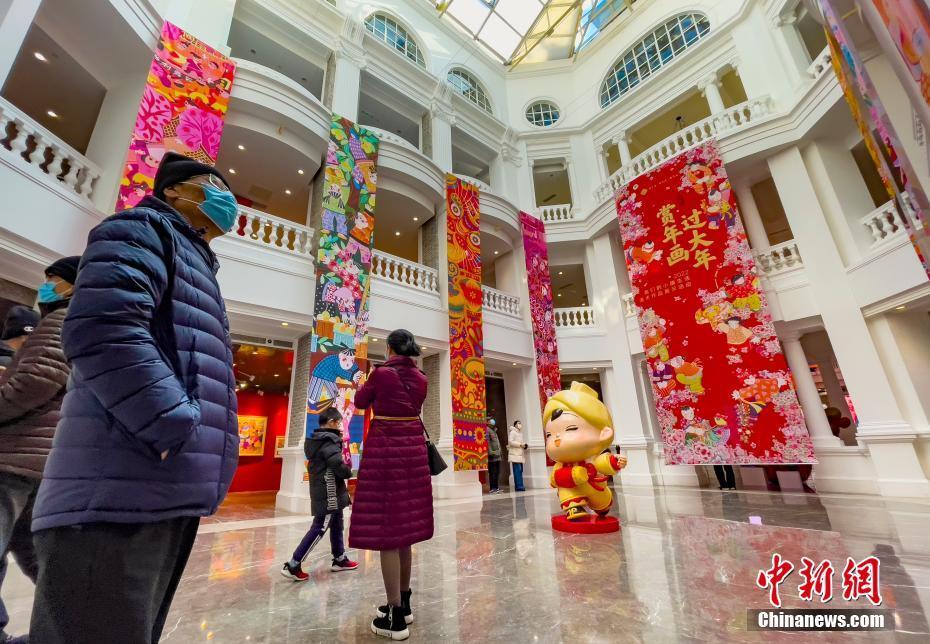 板塊呈現270餘幅重點年畫作品,涵蓋小康生活,農業豐收,節慶吉祥等內容