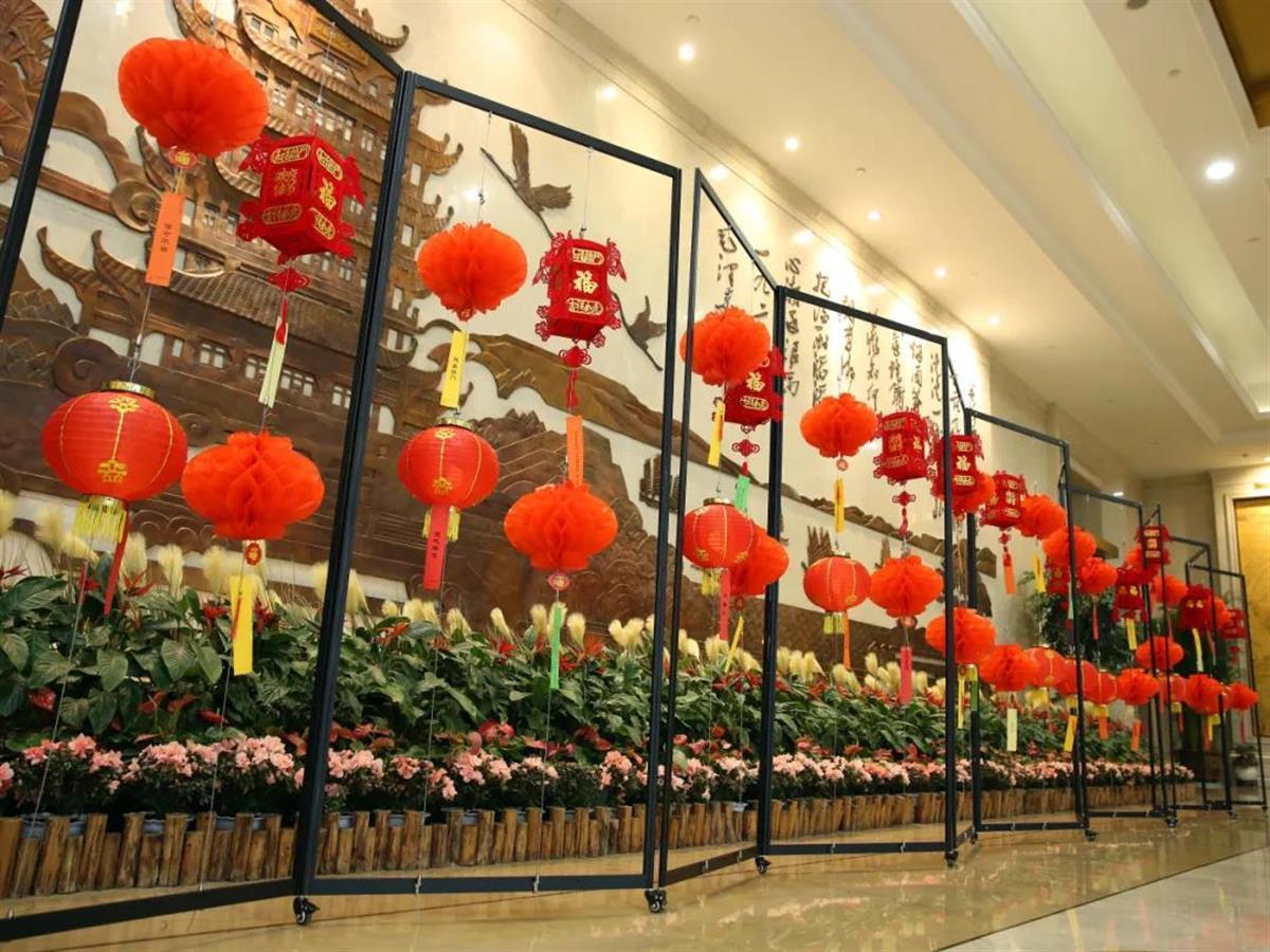 元宵节来武汉规划展示馆猜灯谜