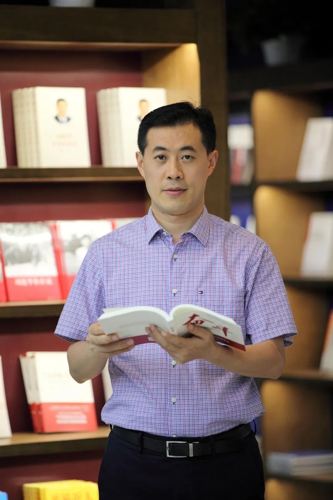 沈壮海教授主编十校学者合著新编思想政治教育学原理出版