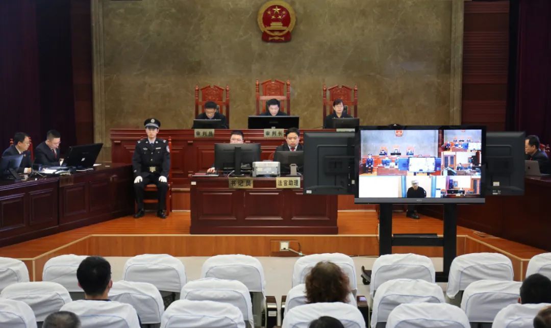 山东省临沂市委原常委政法委原书记王行华一审开庭