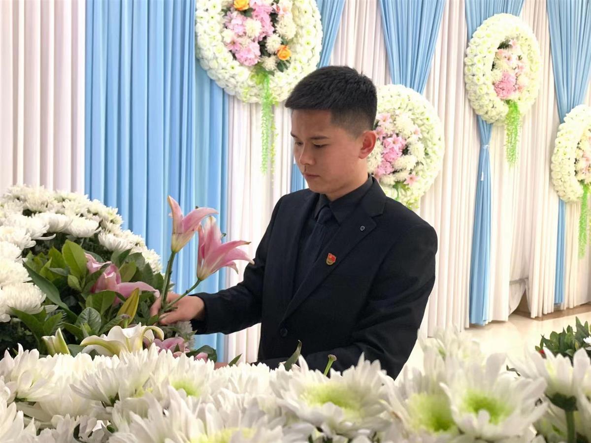 清明时节走近江城殡葬人给逝者最大尊重给生者最大抚慰