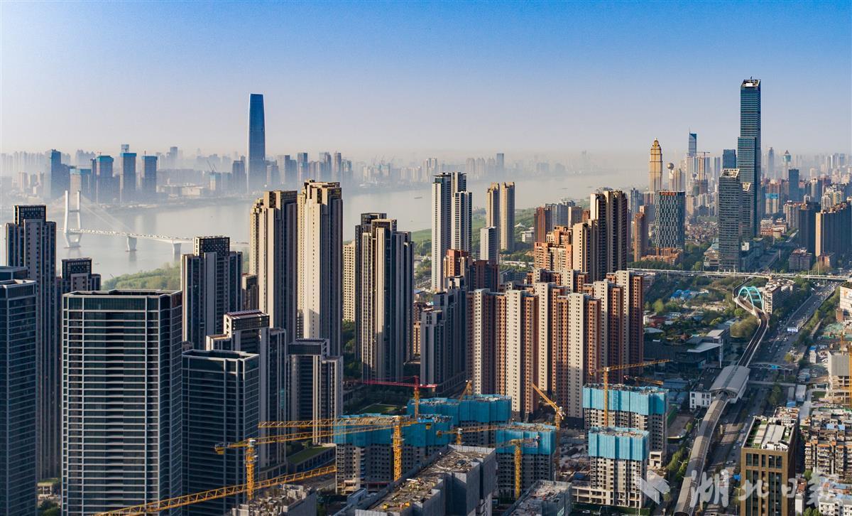 汉口滨江国际商务区加速建设