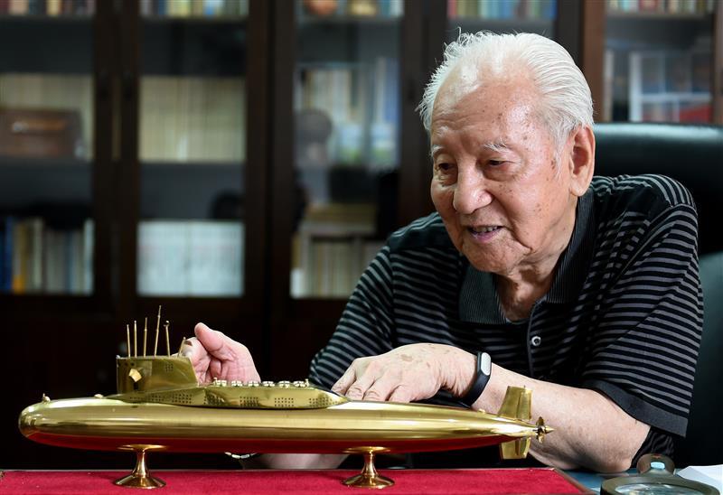 中南财经政法大学大二学生 李亚珂作为预备党员的我,定要向毛兰成