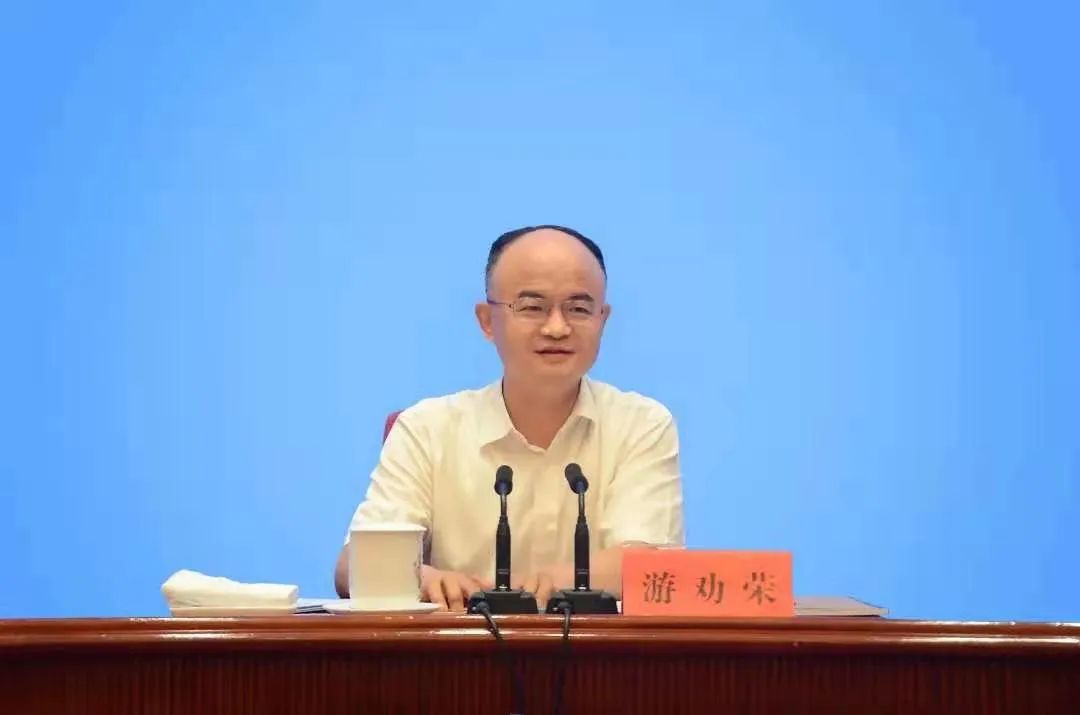湖北省委政法委书记图片
